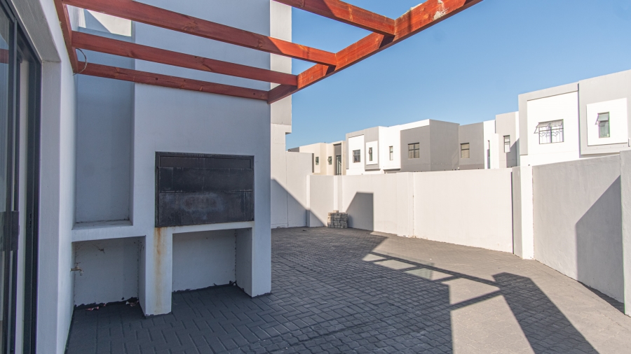 4 Bedroom Property for Sale in Sandown Western Cape